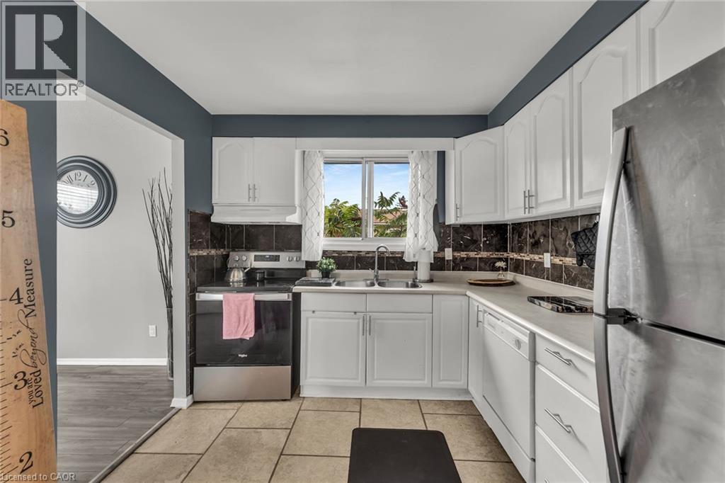 22 JOHN MURRAY Street, Stoney Creek, Ontario, L8J1C4 — Photo 13
