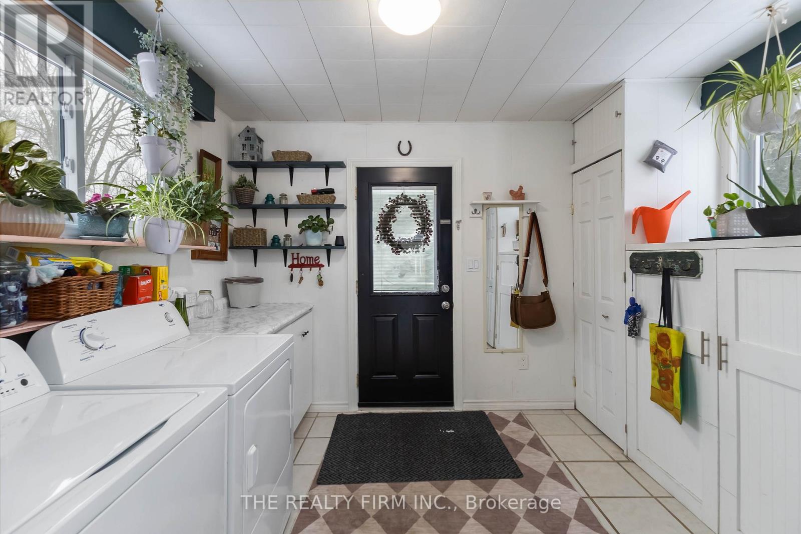 352 HALE STREET — photo 22