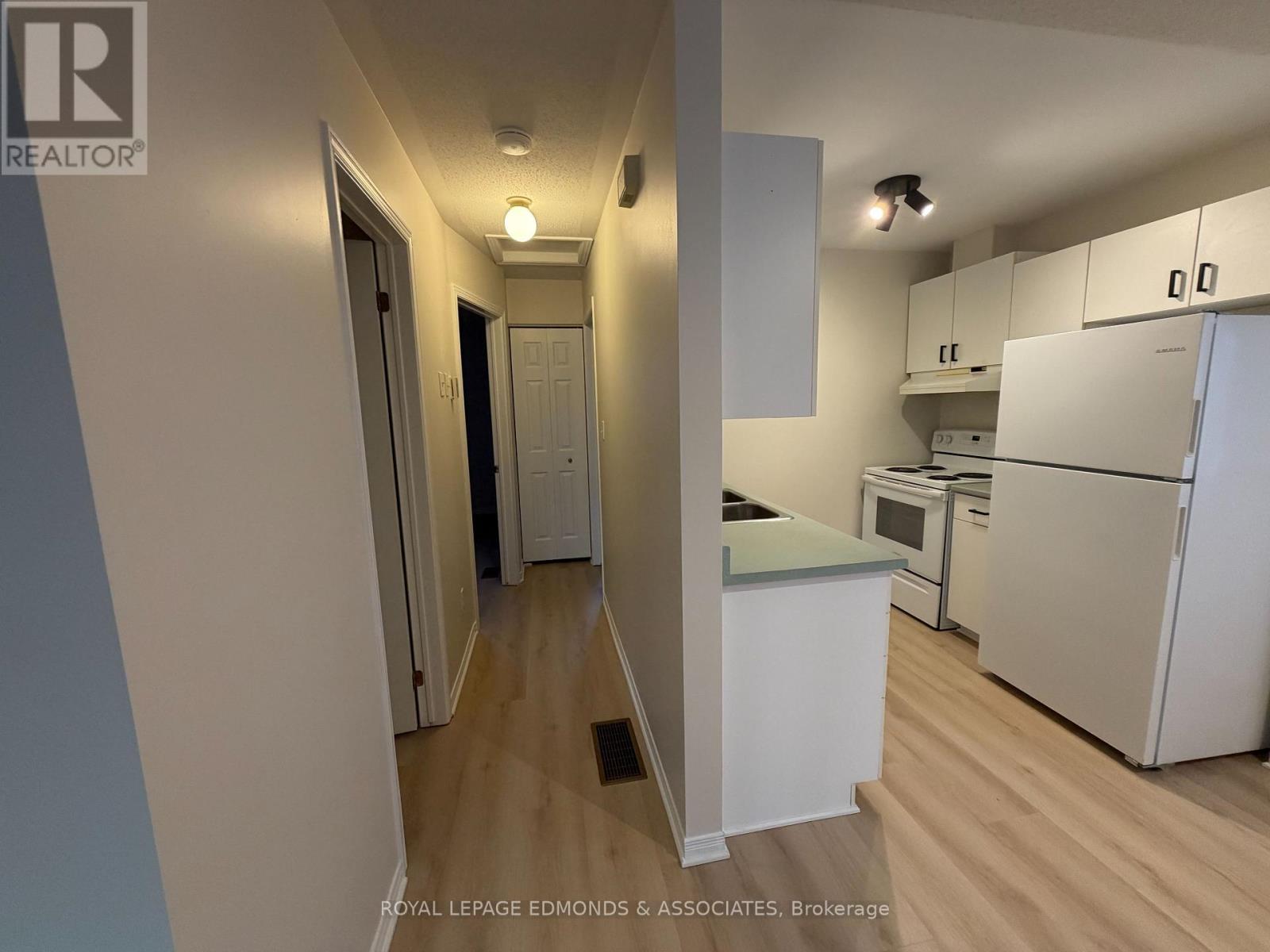 441 MACKAY STREET - 10