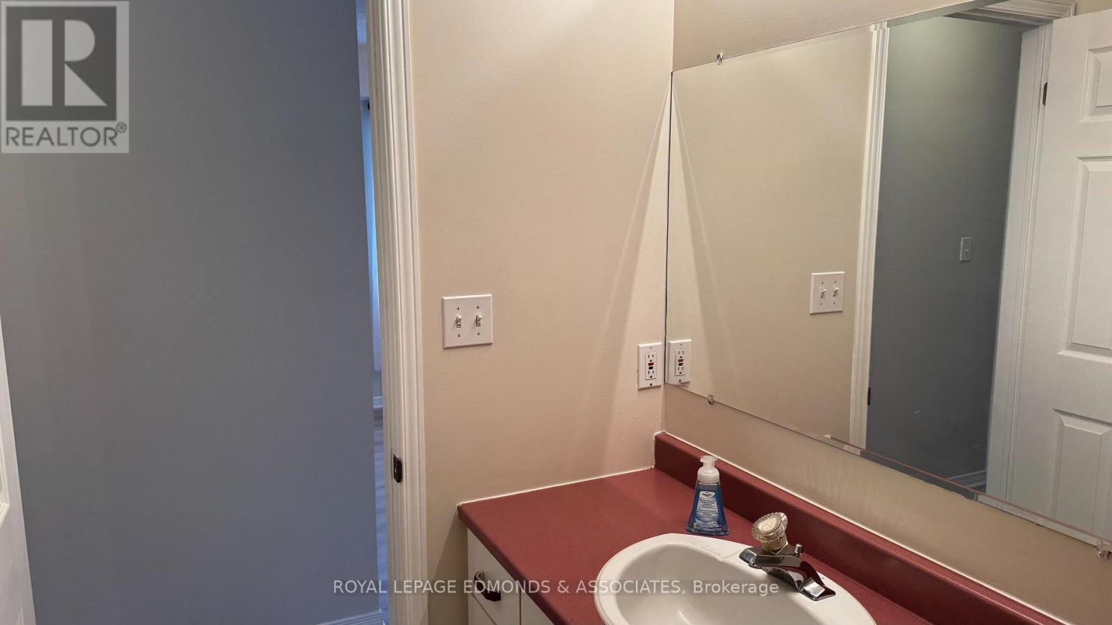 441 MACKAY STREET - 20