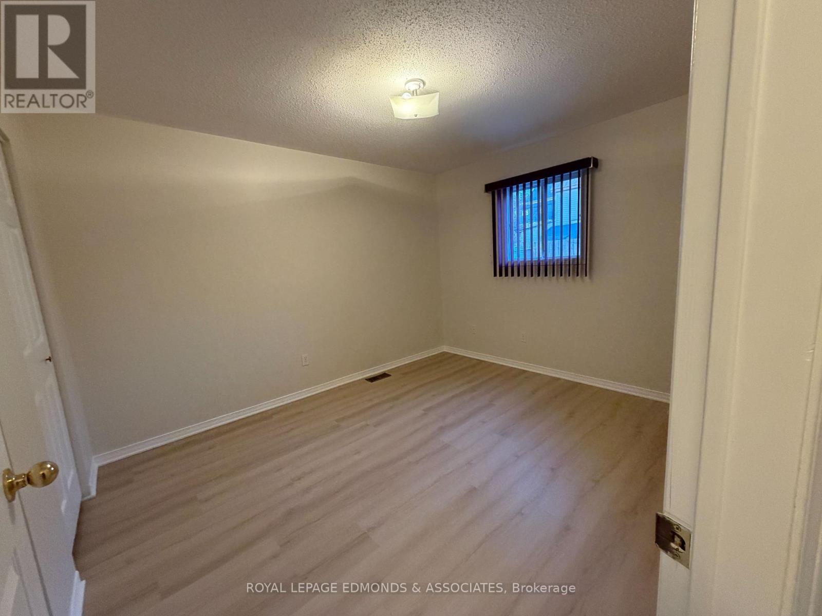 441 MACKAY STREET - 23