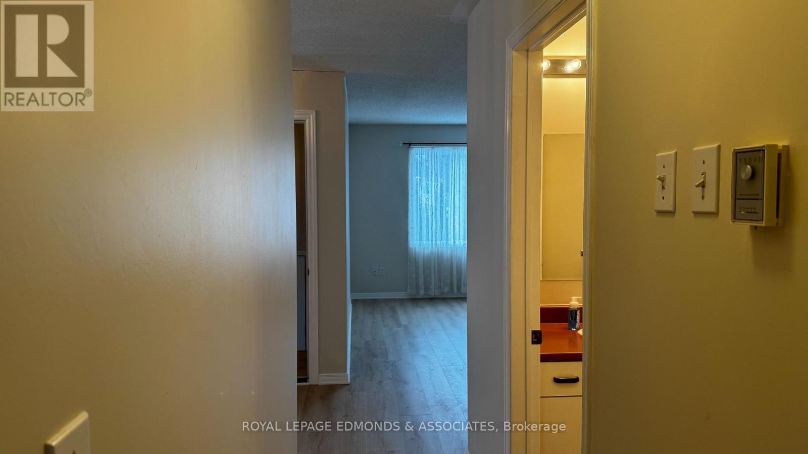 441 MACKAY STREET - 29