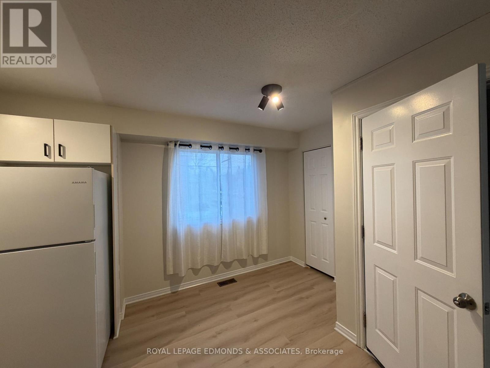 441 MACKAY STREET - 9