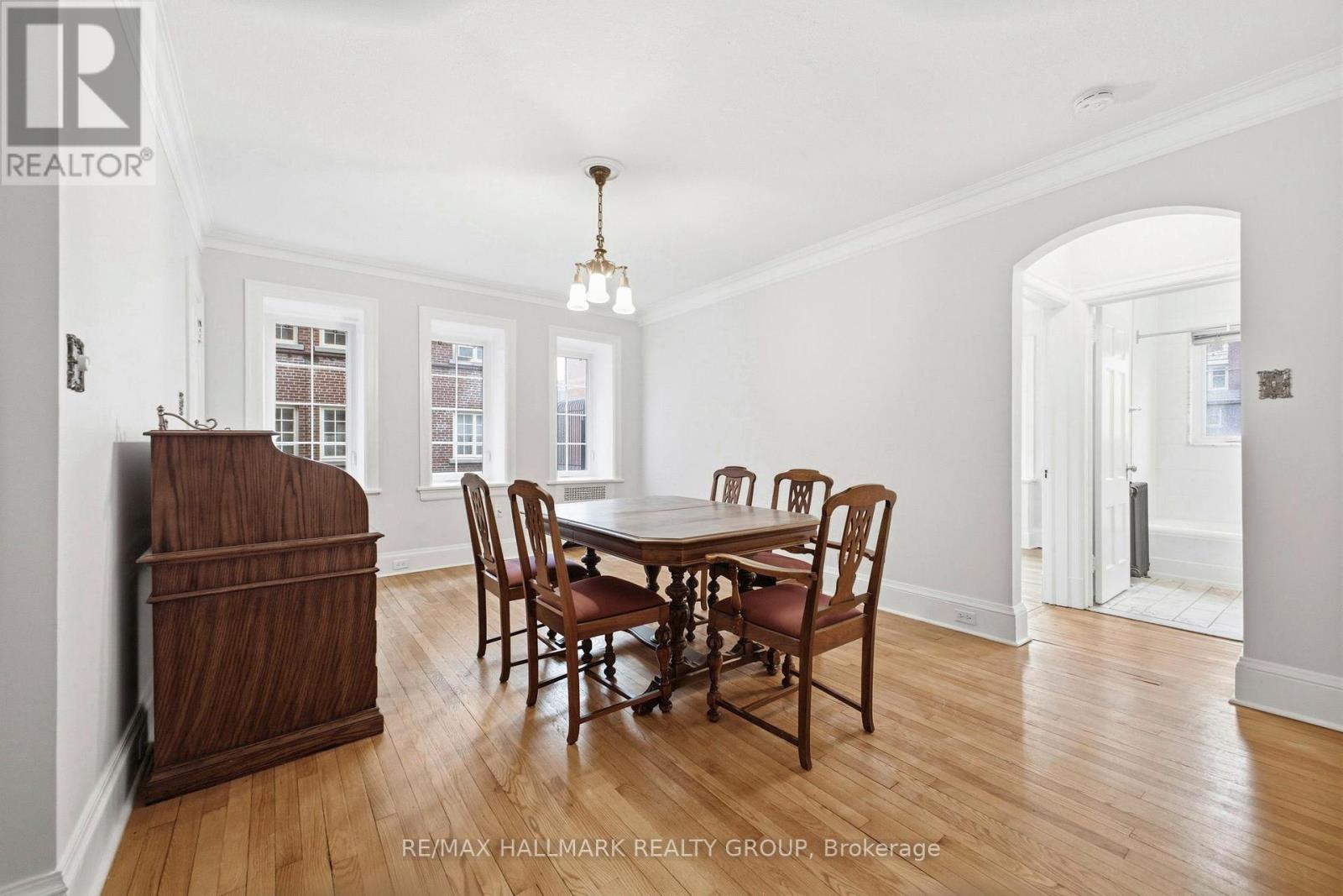 1C - 260 METCALFE STREET — photo 11