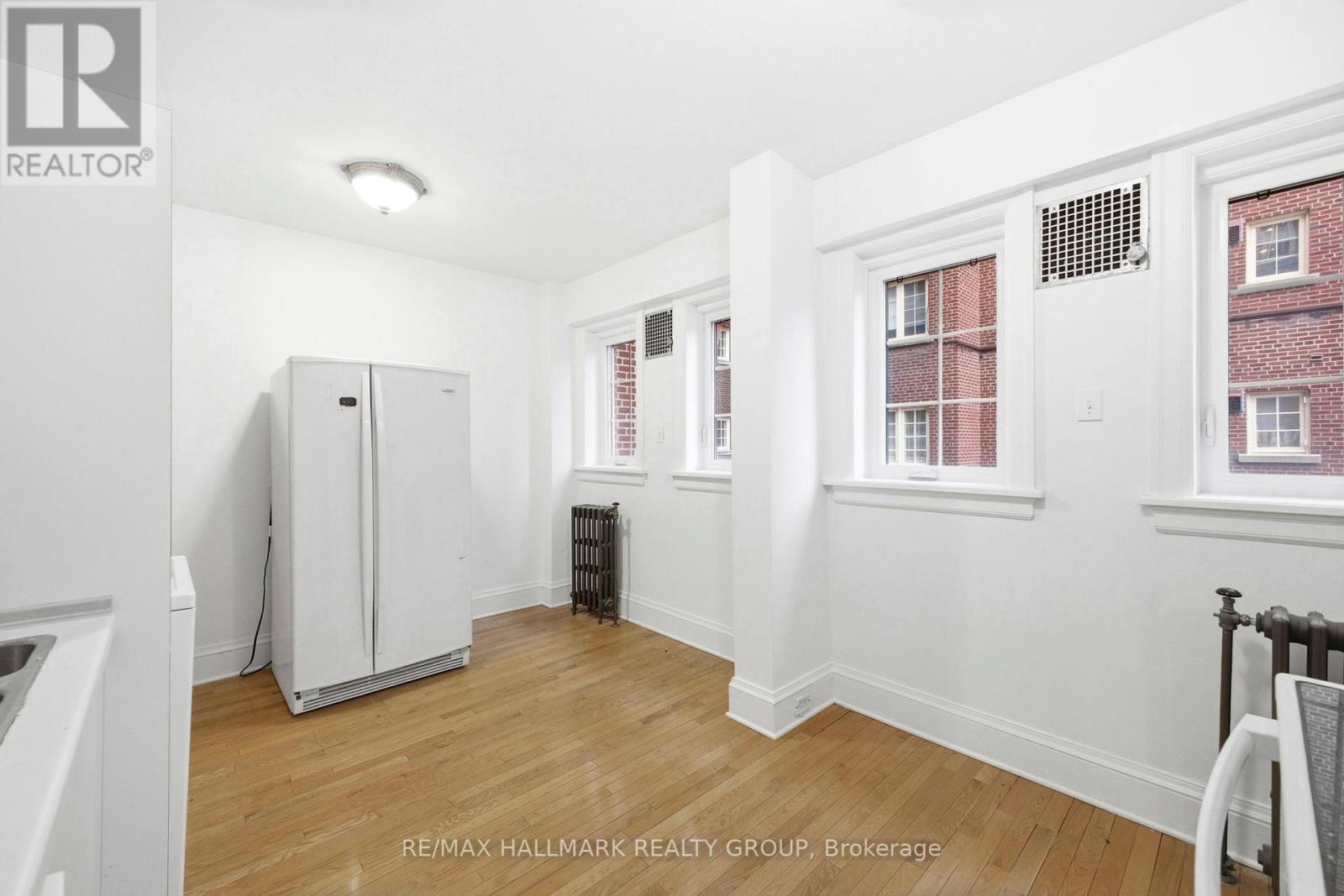1C - 260 METCALFE STREET — photo 15