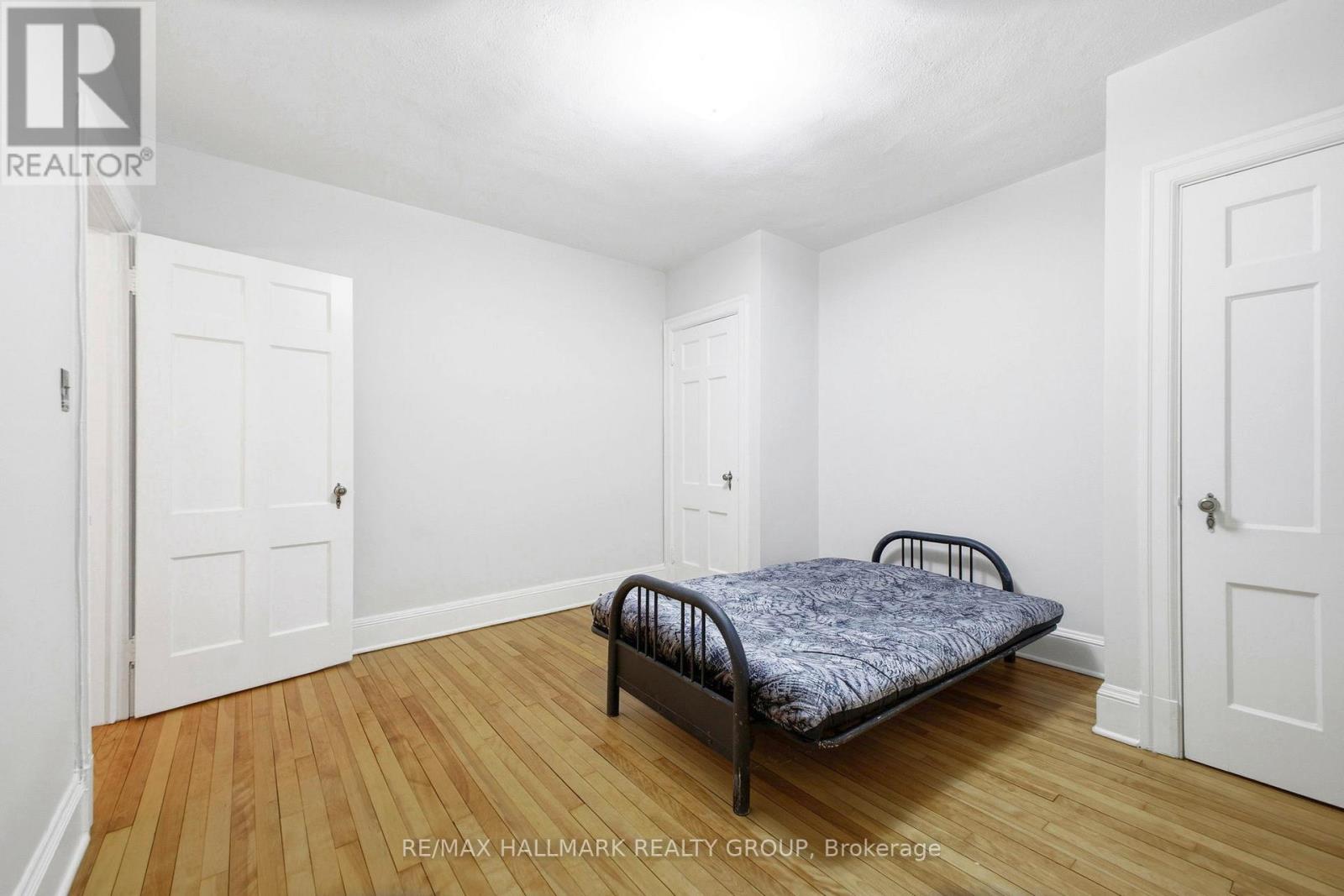 1C - 260 METCALFE STREET — photo 25