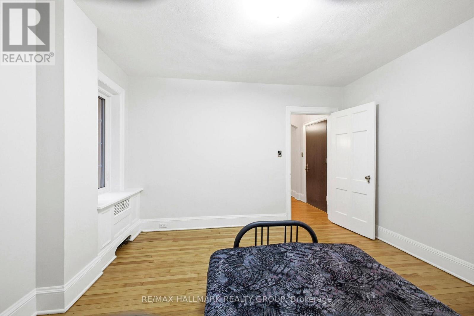 1C - 260 METCALFE STREET — photo 26