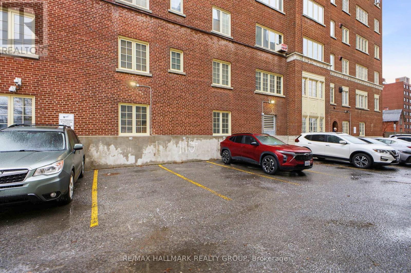 1C - 260 METCALFE STREET — photo 29