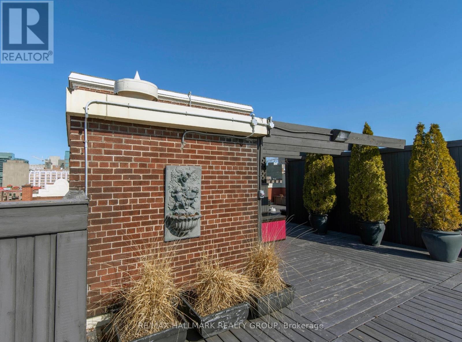 1C - 260 METCALFE STREET — photo 30