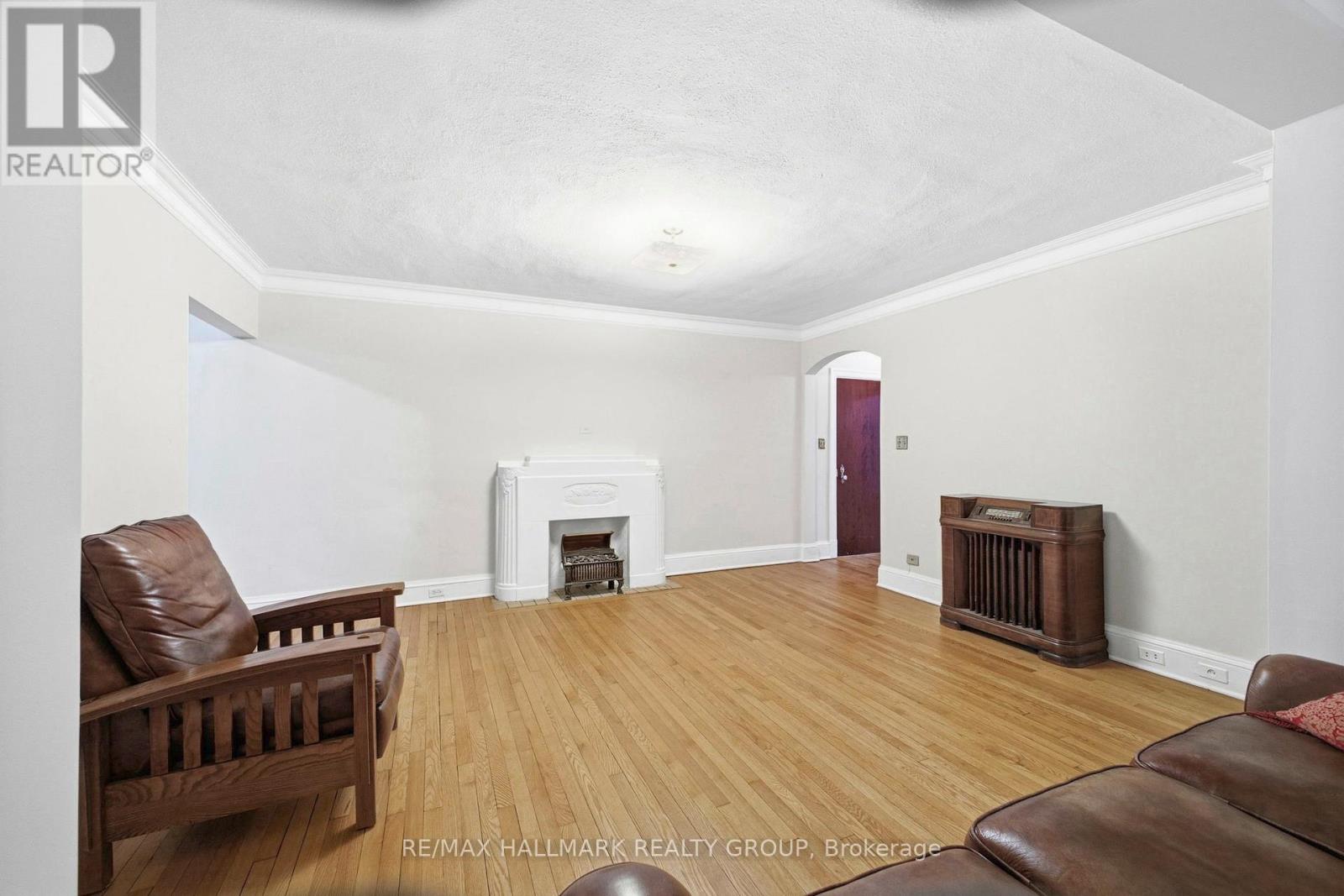 1C - 260 METCALFE STREET — photo 7