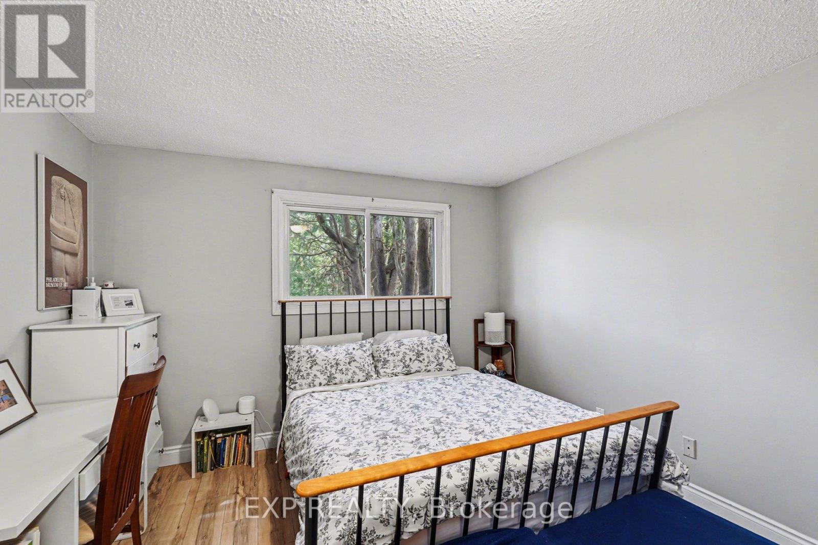 56 GLAMORGAN DRIVE — photo 13