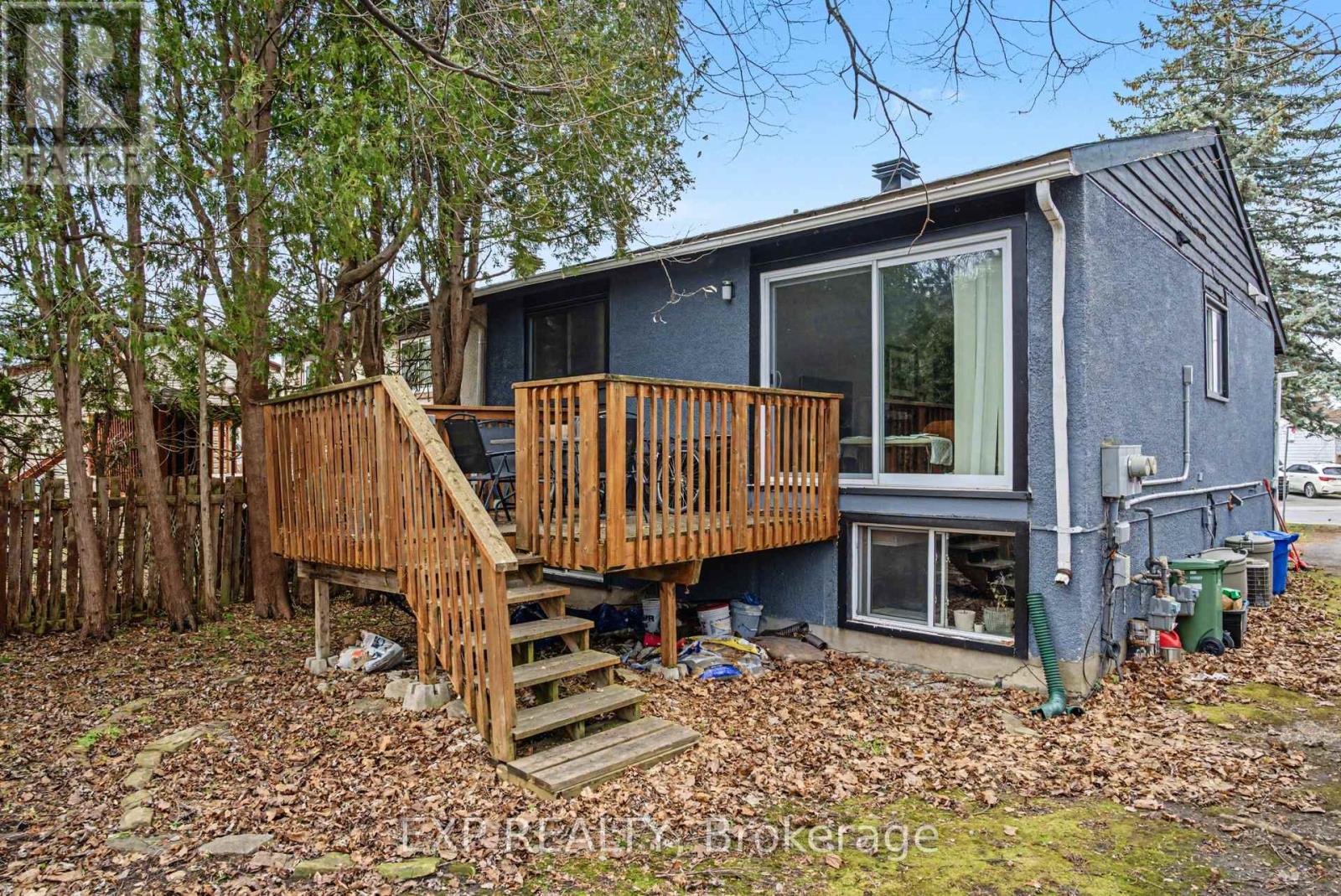 56 GLAMORGAN DRIVE — photo 23