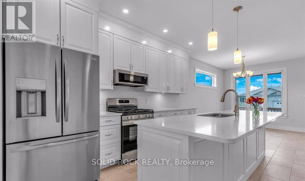 Quartz countertops incl centre island & deep sink
