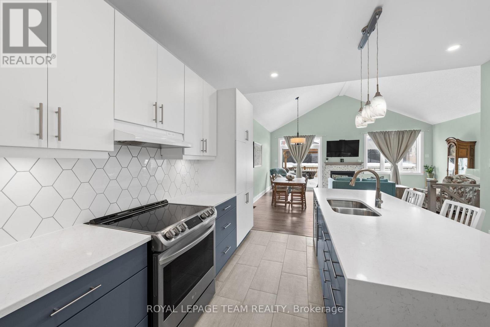 111 DUN SKIPPER DRIVE - 14