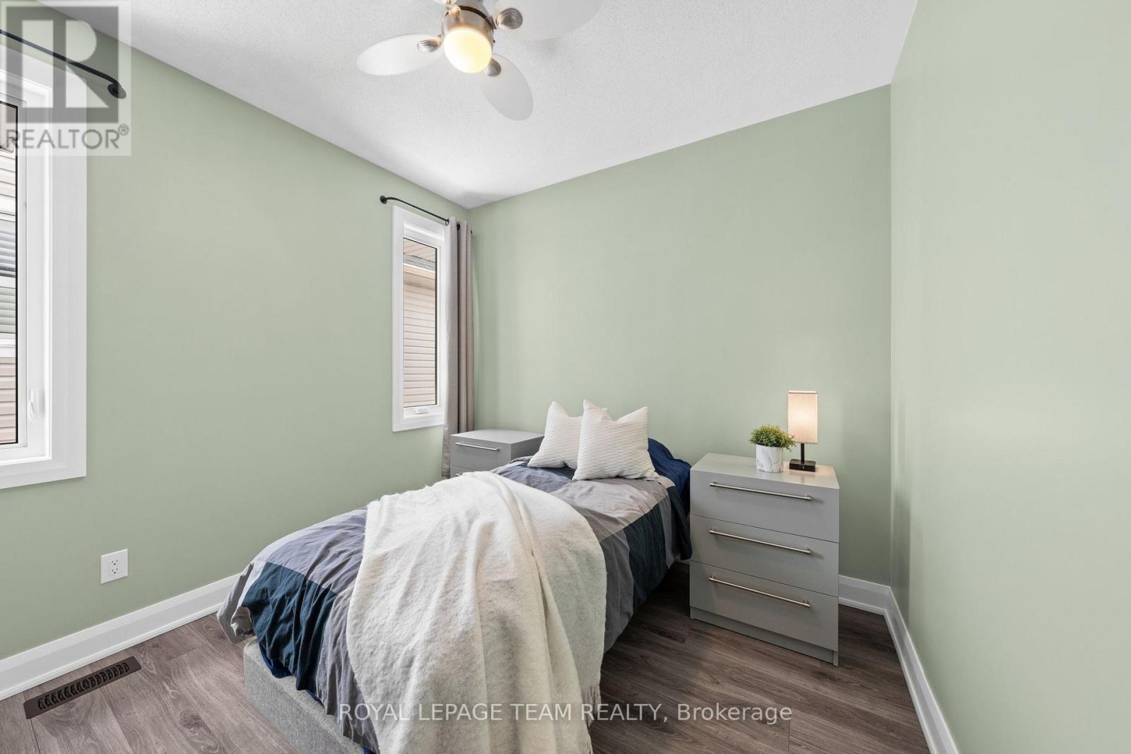111 DUN SKIPPER DRIVE - 26