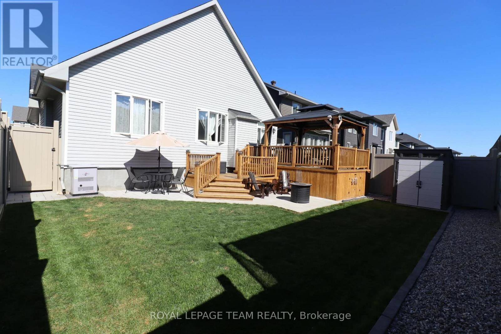111 DUN SKIPPER DRIVE - 41