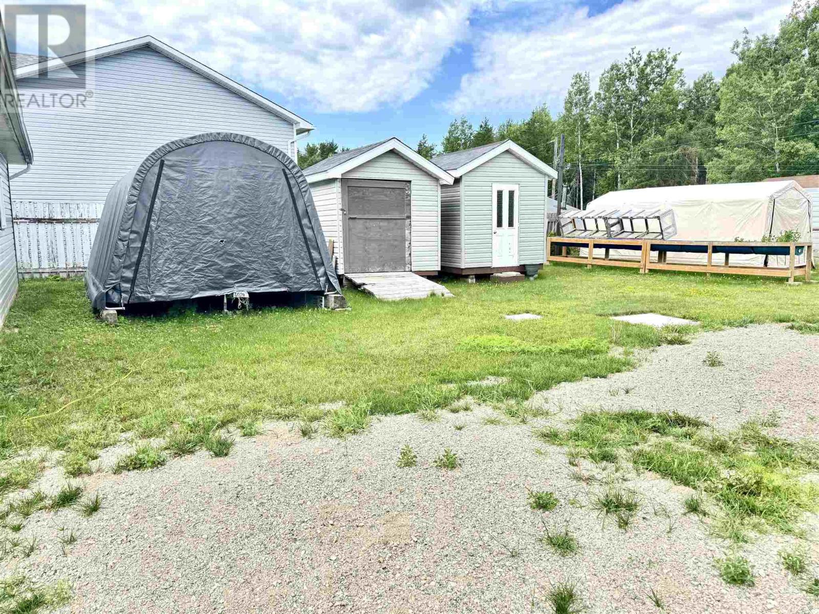 833 Des Rosiers RUE, Dubreuilville, Ontario, P0S1B0 — Photo 3