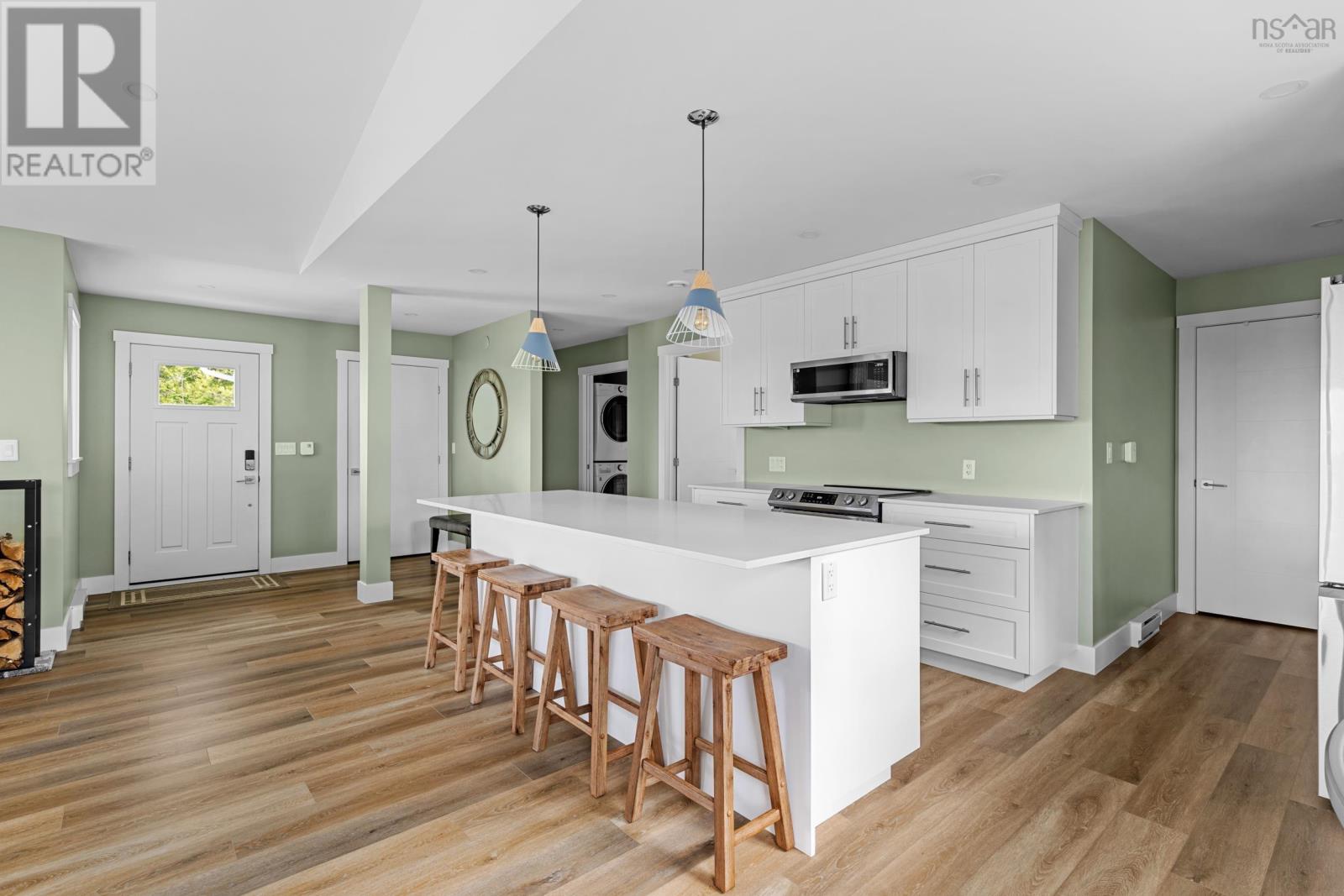 Property 17 of 49 of 79 147 Heritage Way