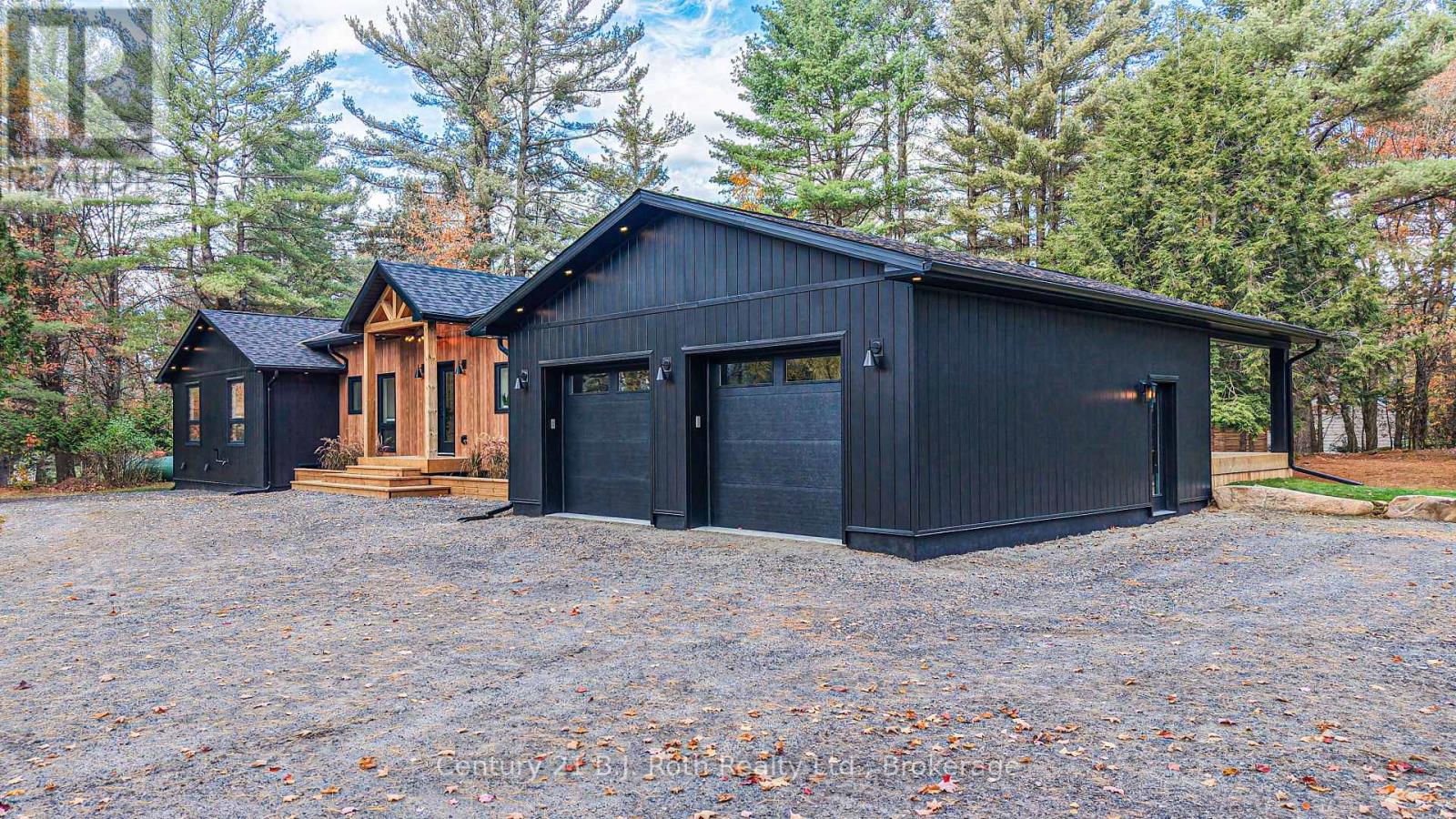 Double Car Heated Garage