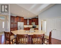 Kitchen - 196 Birchwood Avenue, Kincardine, ON N0G2T0 Photo 17