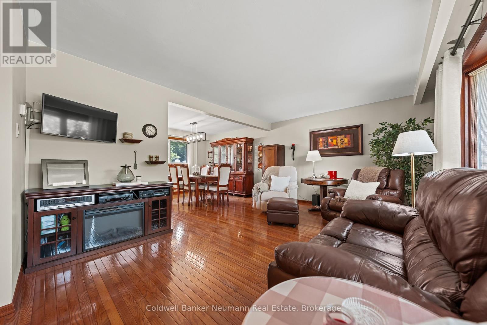 61 BELLEVUE STREET - 10