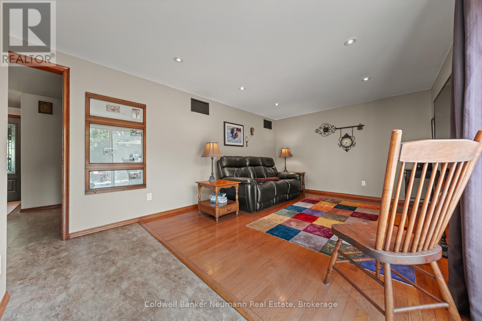 61 BELLEVUE STREET — photo 21