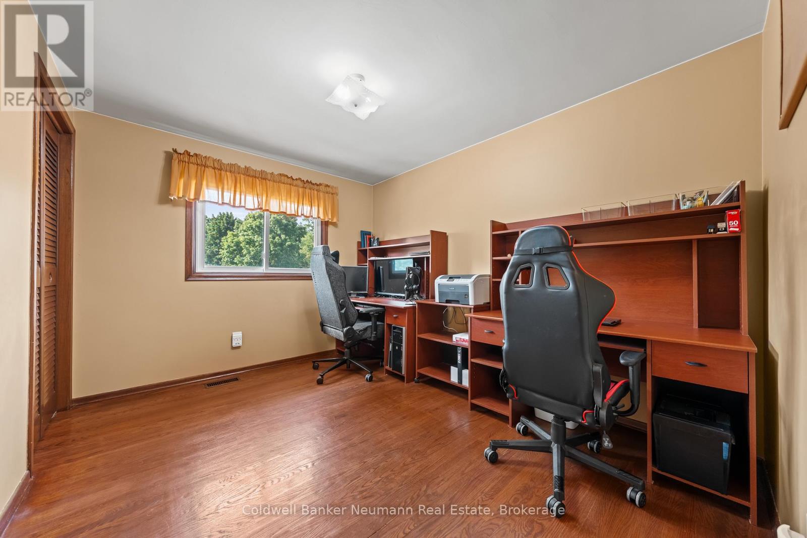 61 BELLEVUE STREET - 26