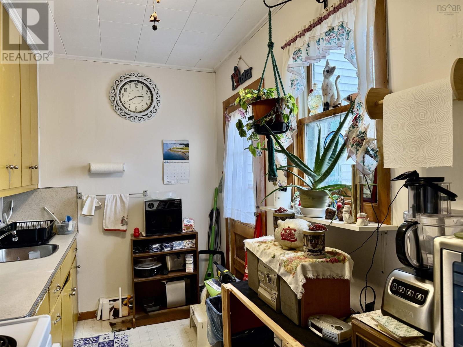 Property 12 of 30 of 69 Oakhill Road