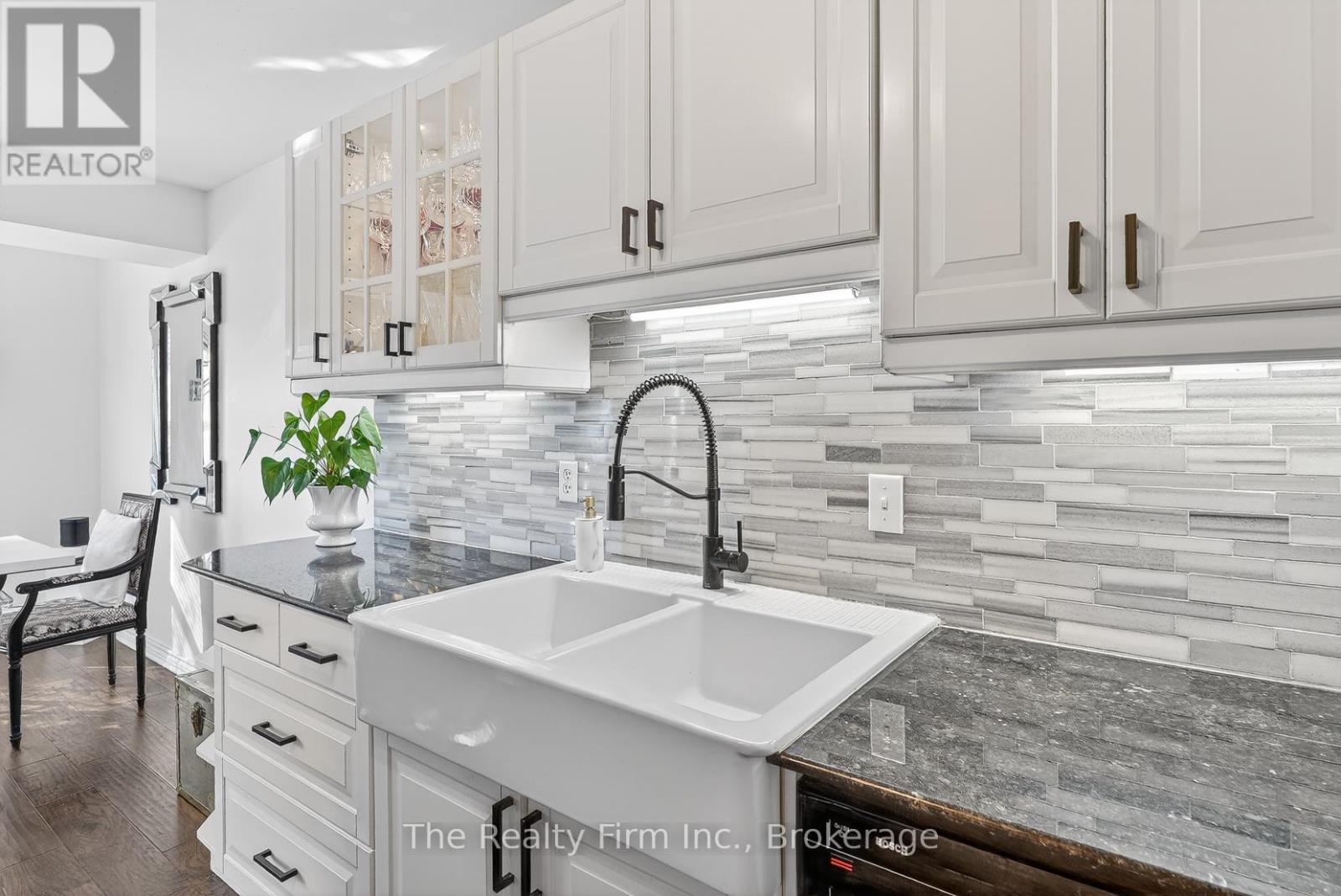 farm sink