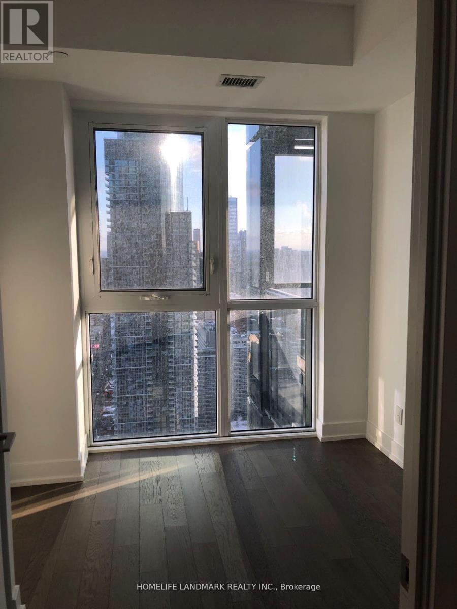 4611 - 7 GRENVILLE STREET