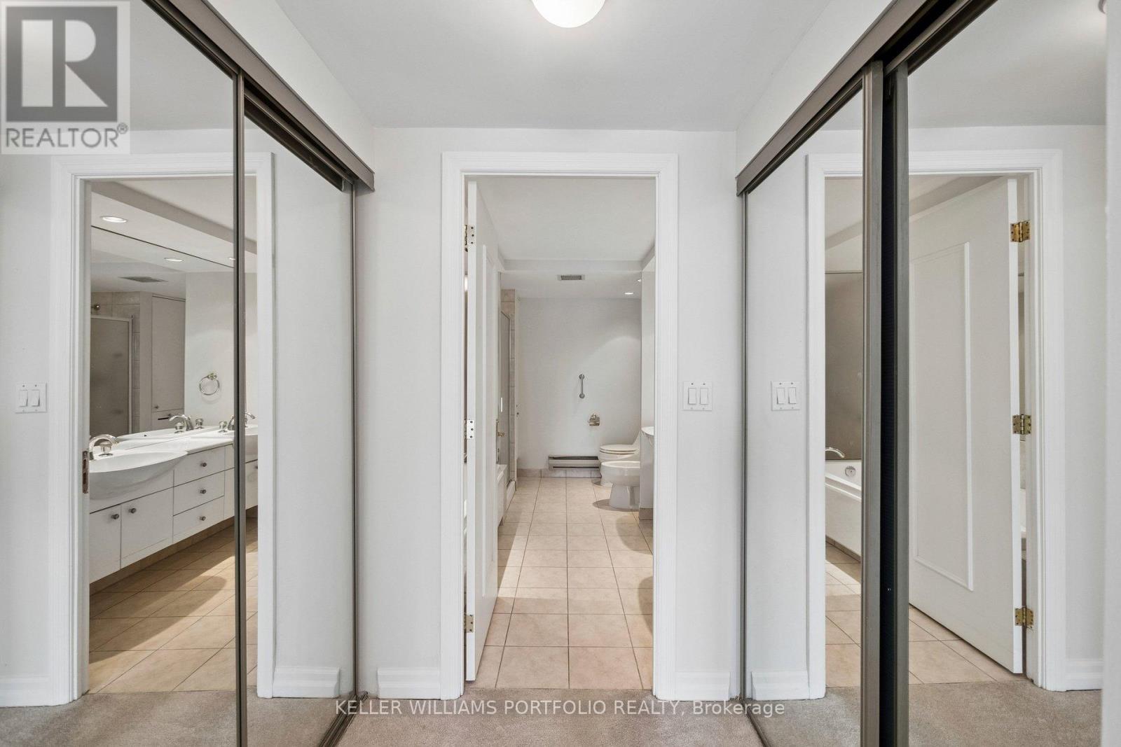 #702 2727 YONGE STREET - 20