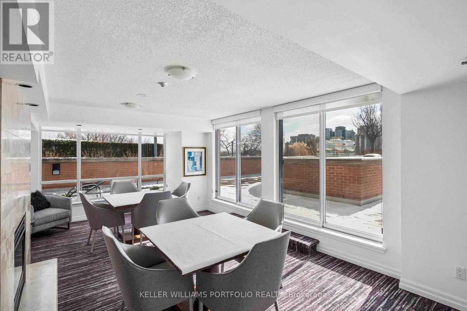 #702 2727 YONGE STREET - 29
