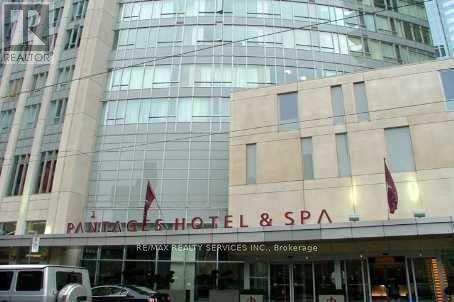 #1215 200 VICTORIA STREET - 1