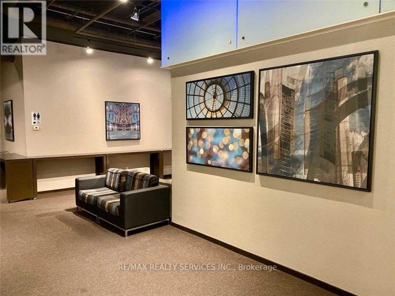 #1215 200 VICTORIA STREET - 10