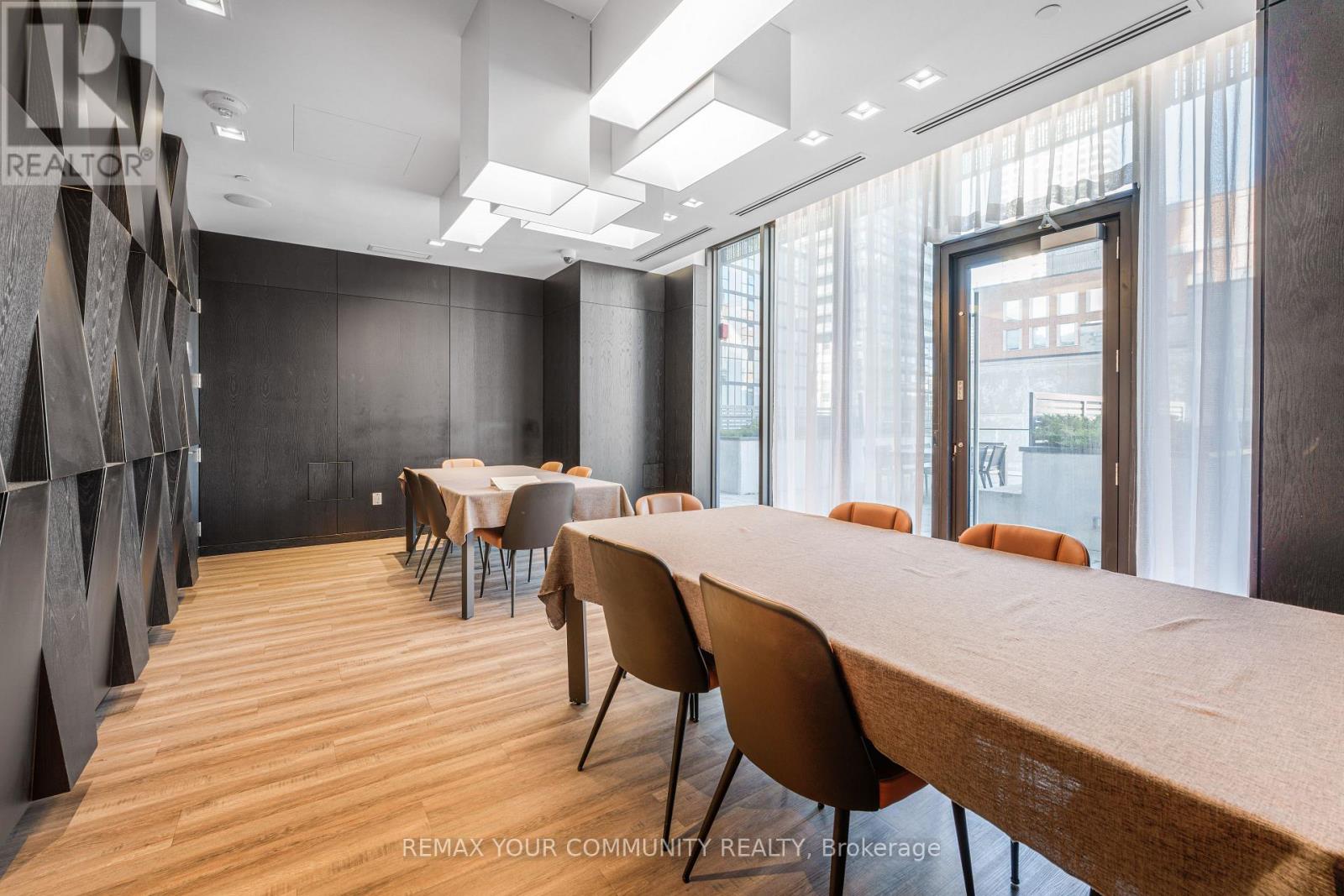 #1108 8 EGLINTON AVENUE - 23
