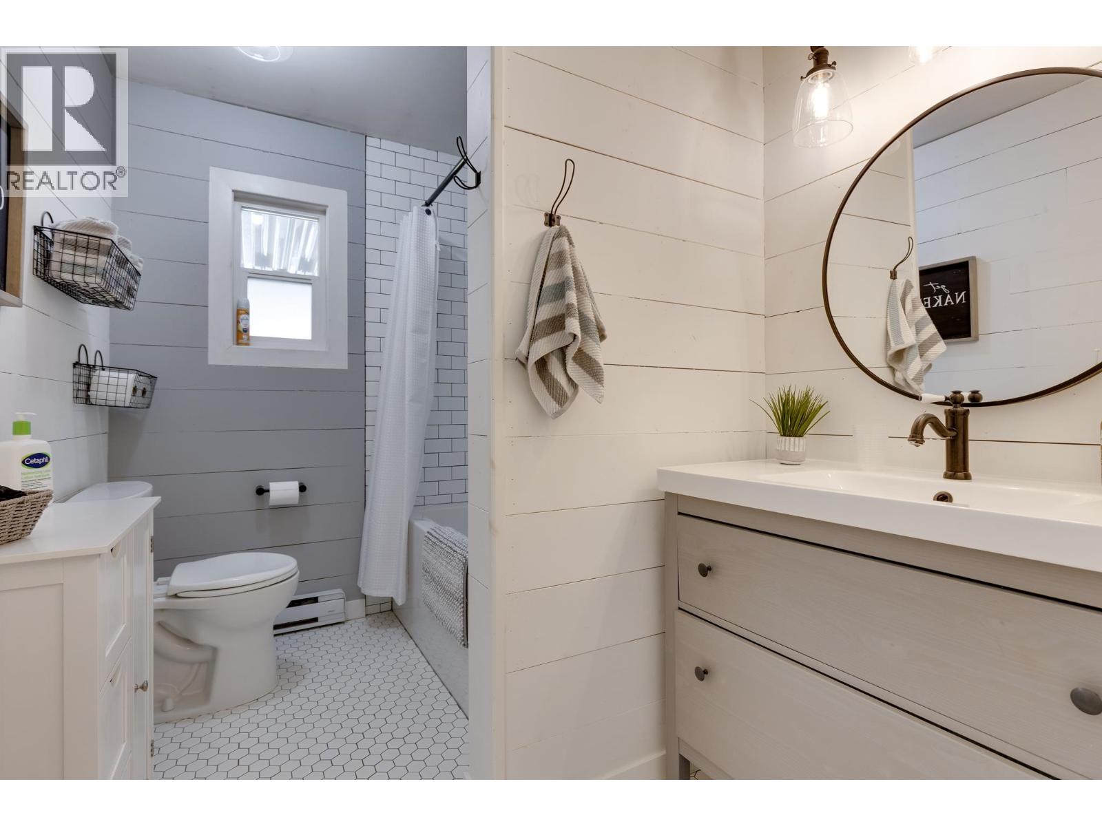 8320 W 16 HIGHWAY - 13