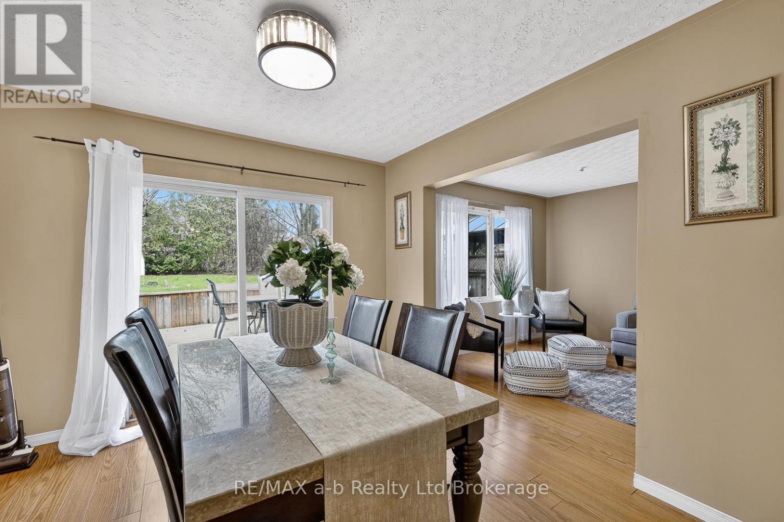 185 CARNEGIE STREET — photo 10