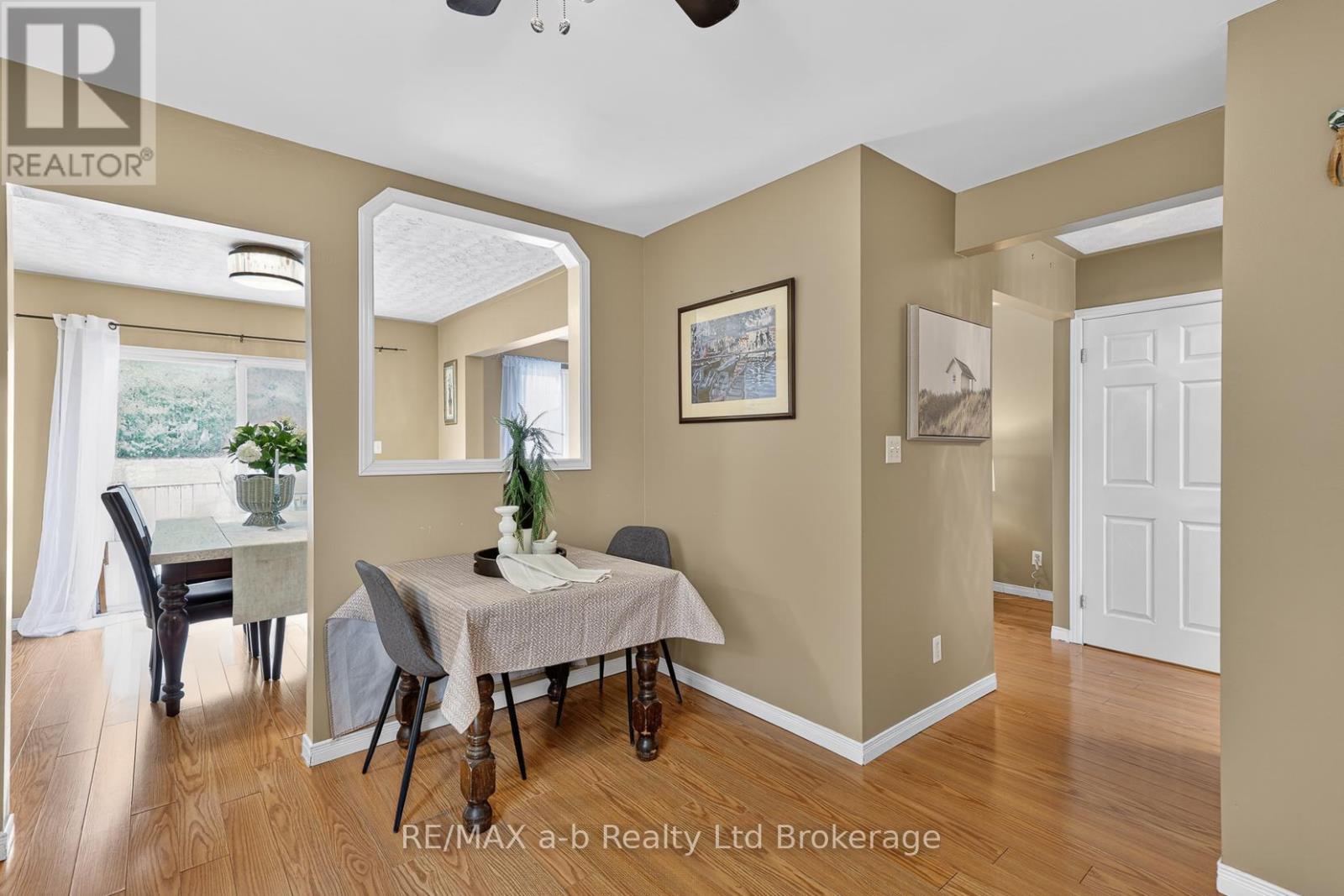 185 CARNEGIE STREET - 14