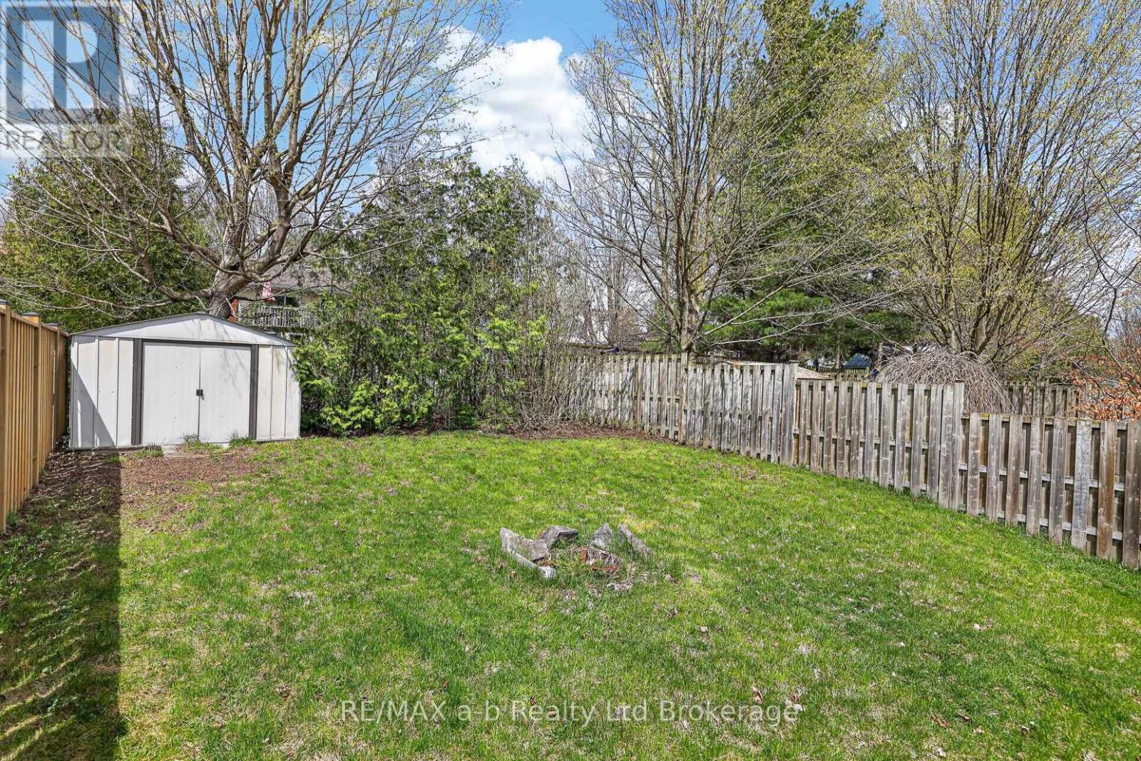 185 CARNEGIE STREET — photo 29