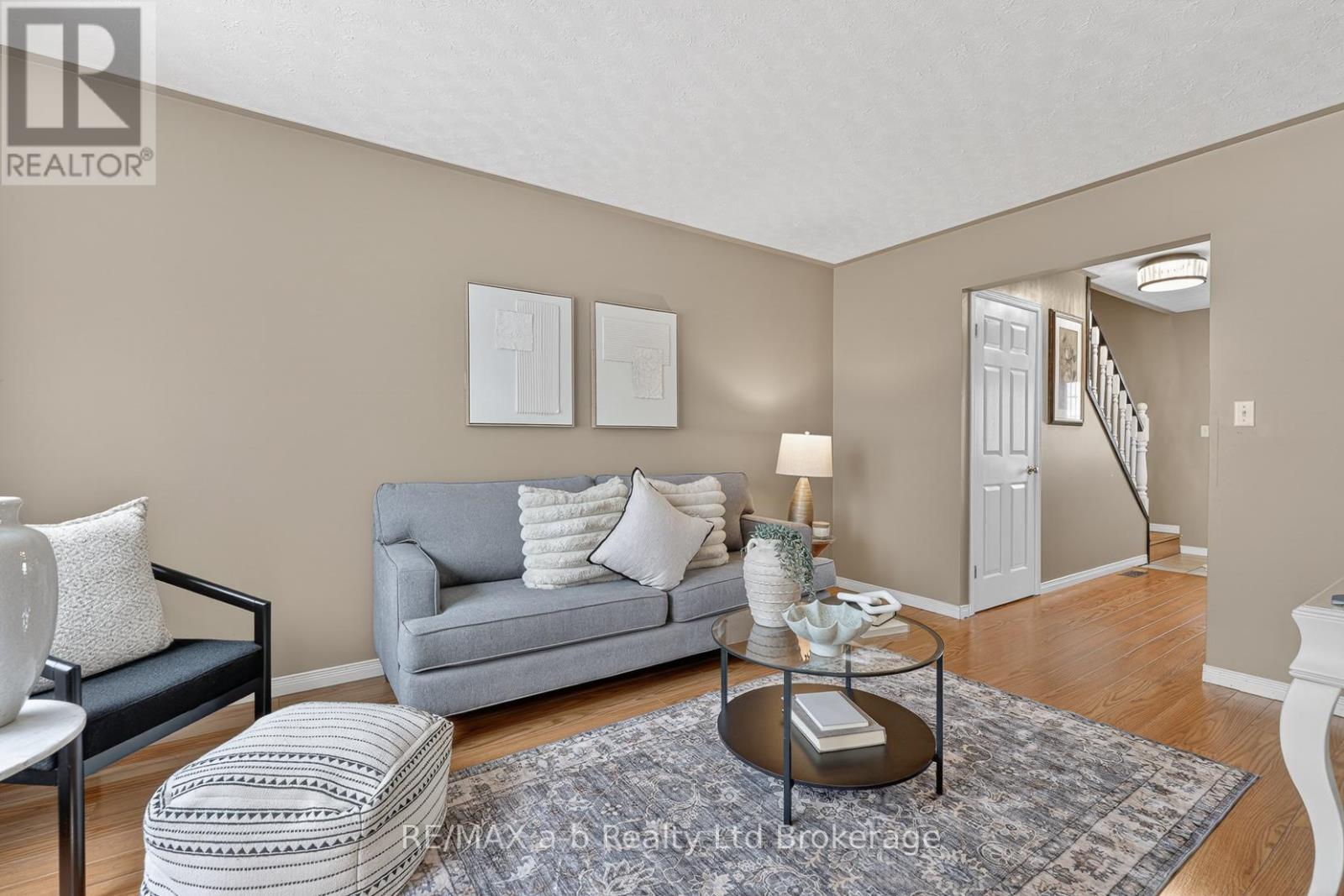 185 CARNEGIE STREET — photo 9