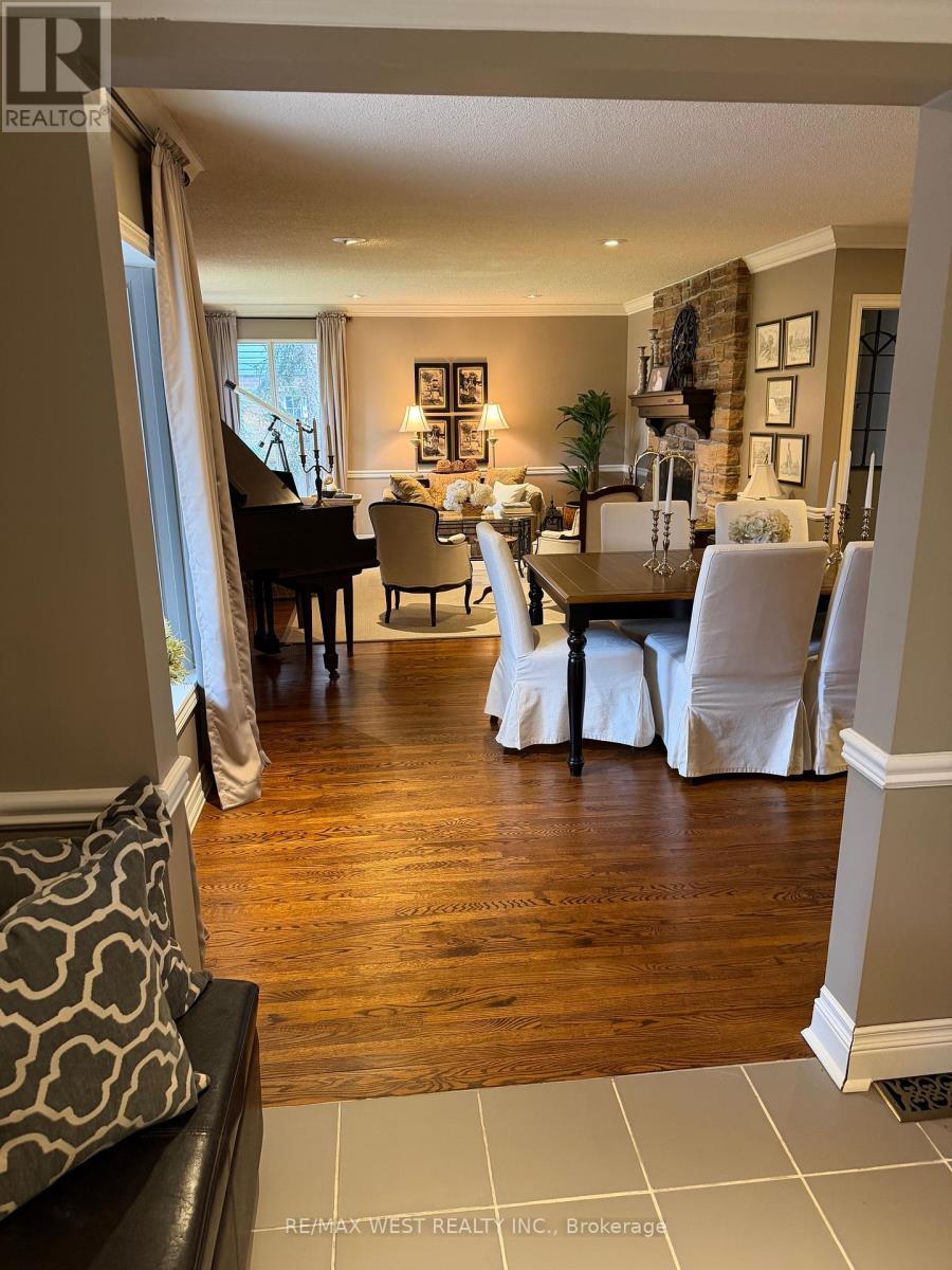 1184 KINGSTON RD ROAD N - 23