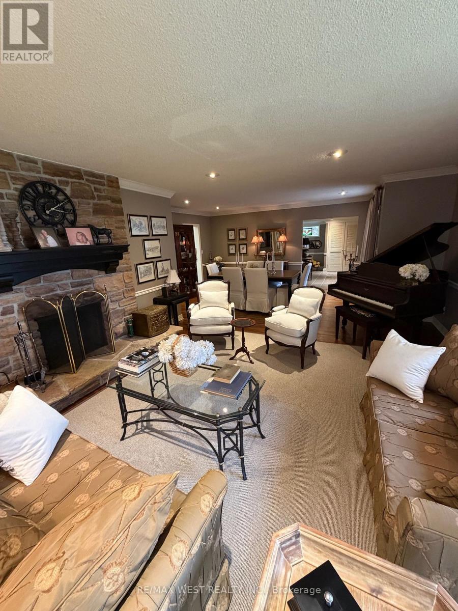 1184 KINGSTON RD ROAD N - 27