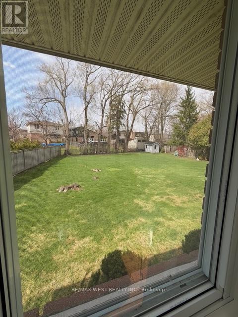 1184 KINGSTON RD ROAD N - 37