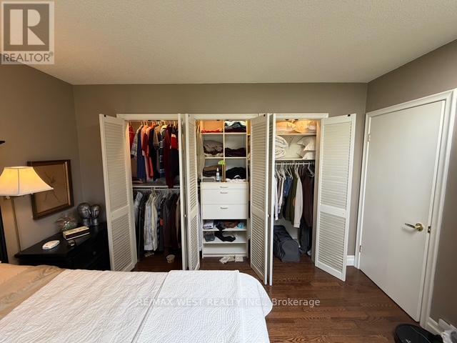 1184 KINGSTON RD ROAD N - 41