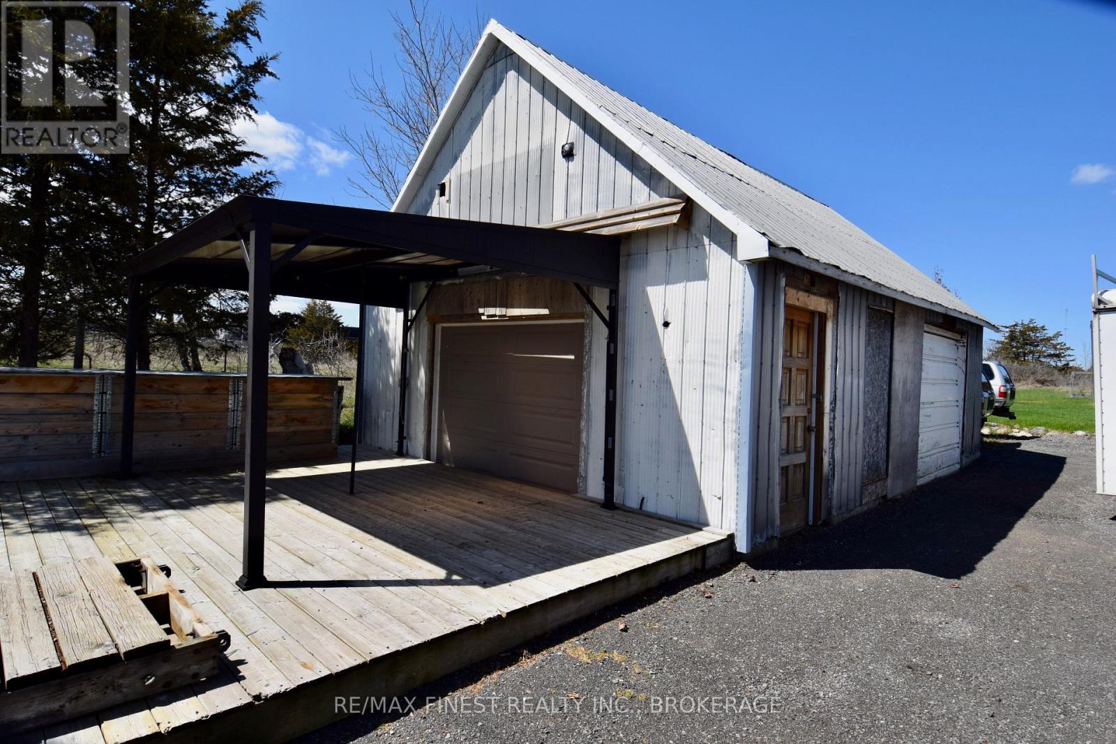 5157 BATH ROAD — photo 36