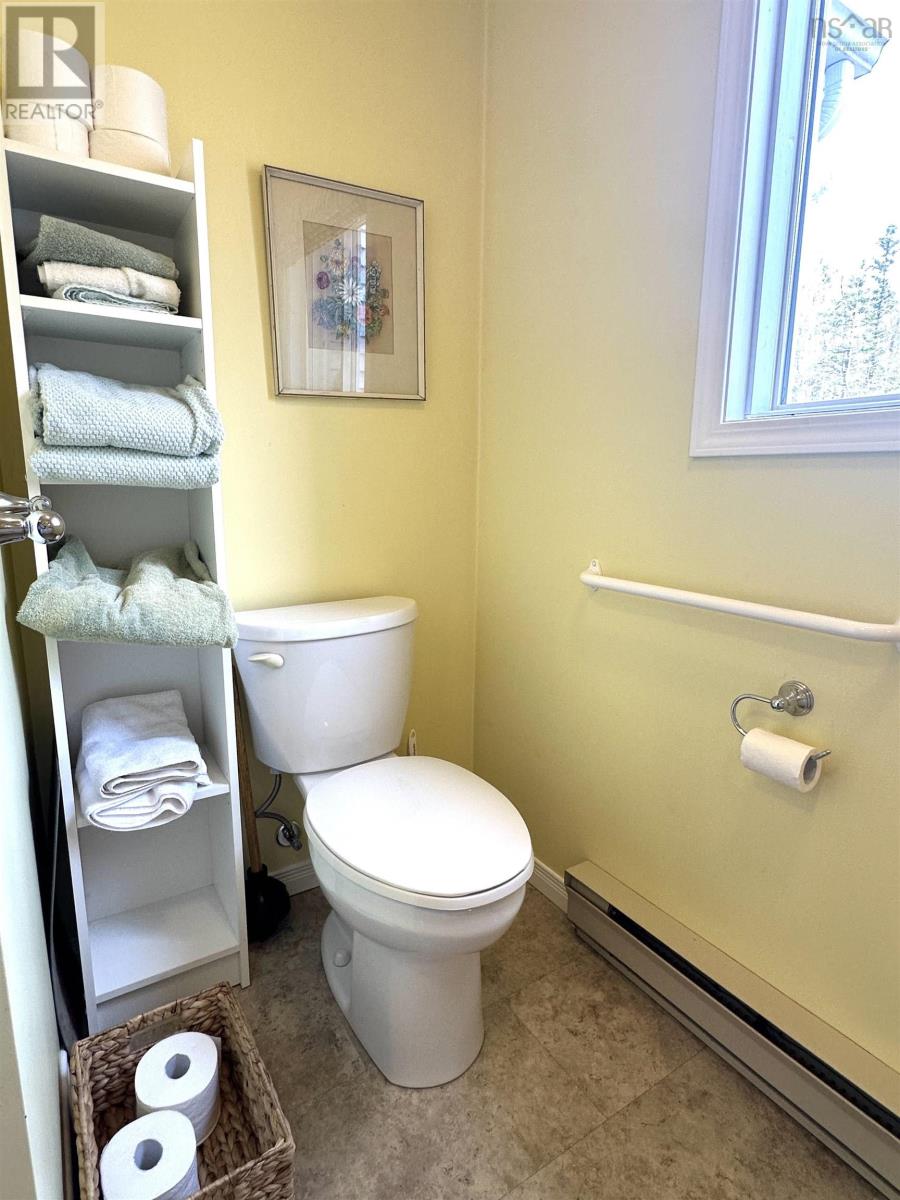 Property 16 of 30 of 46 Old Falls Road