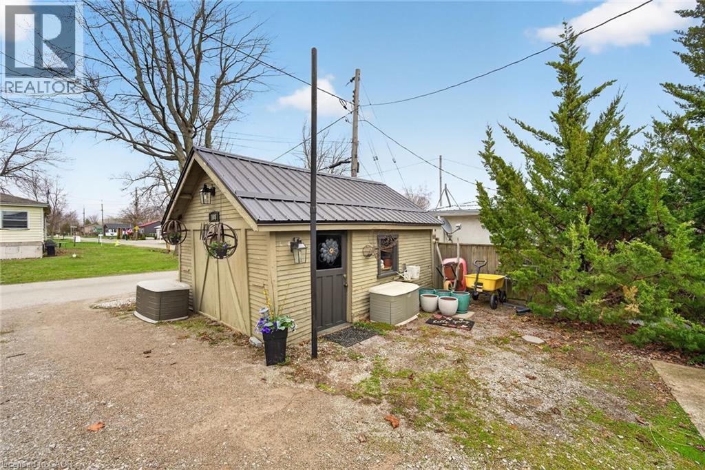 108 LAKESIDE Drive - 8