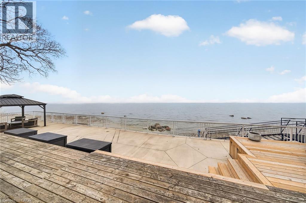 108 LAKESIDE Drive - 36