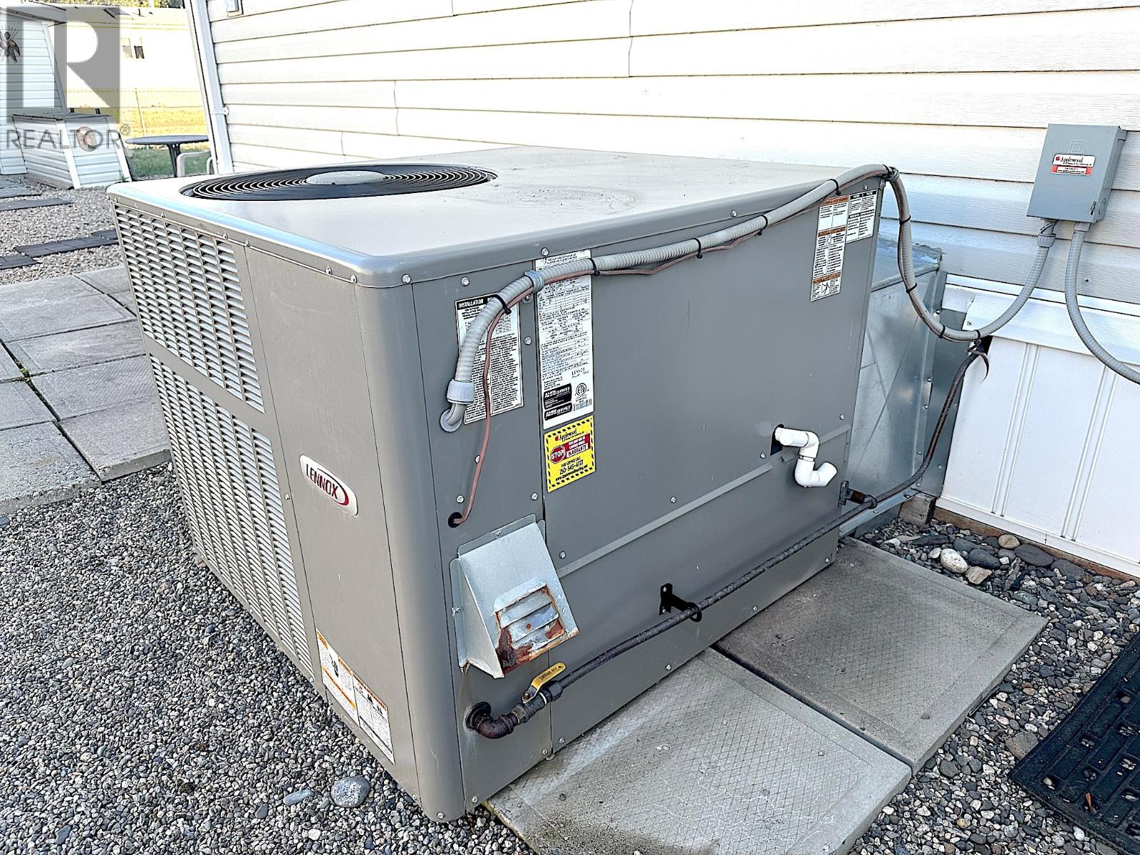 #59 9510 Highway 97N Unit# 59 - 27