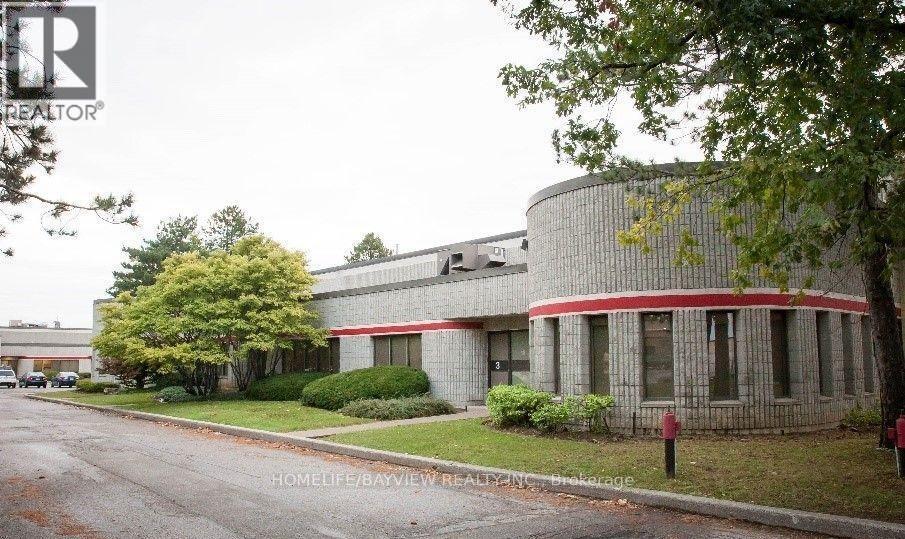 UNIT 22 - 1111 FLINT ROAD